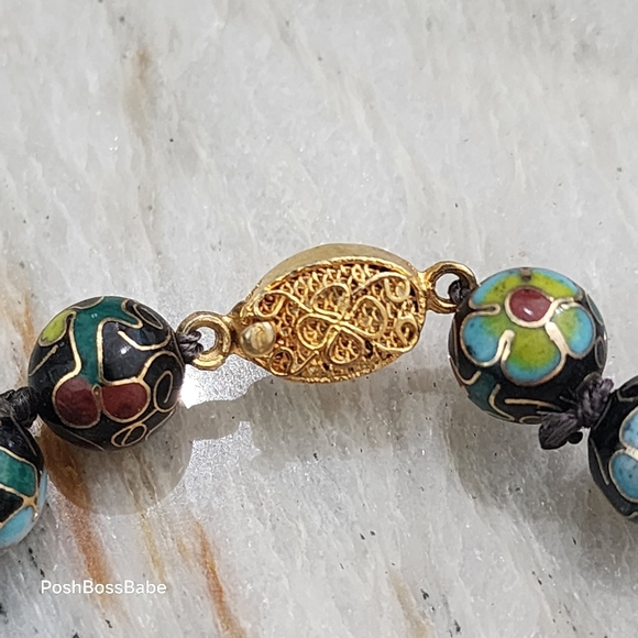 Vintage Black Cloisonné Bead Necklace with Floral Motif & Filigree Clasp - Picture 4 of 7